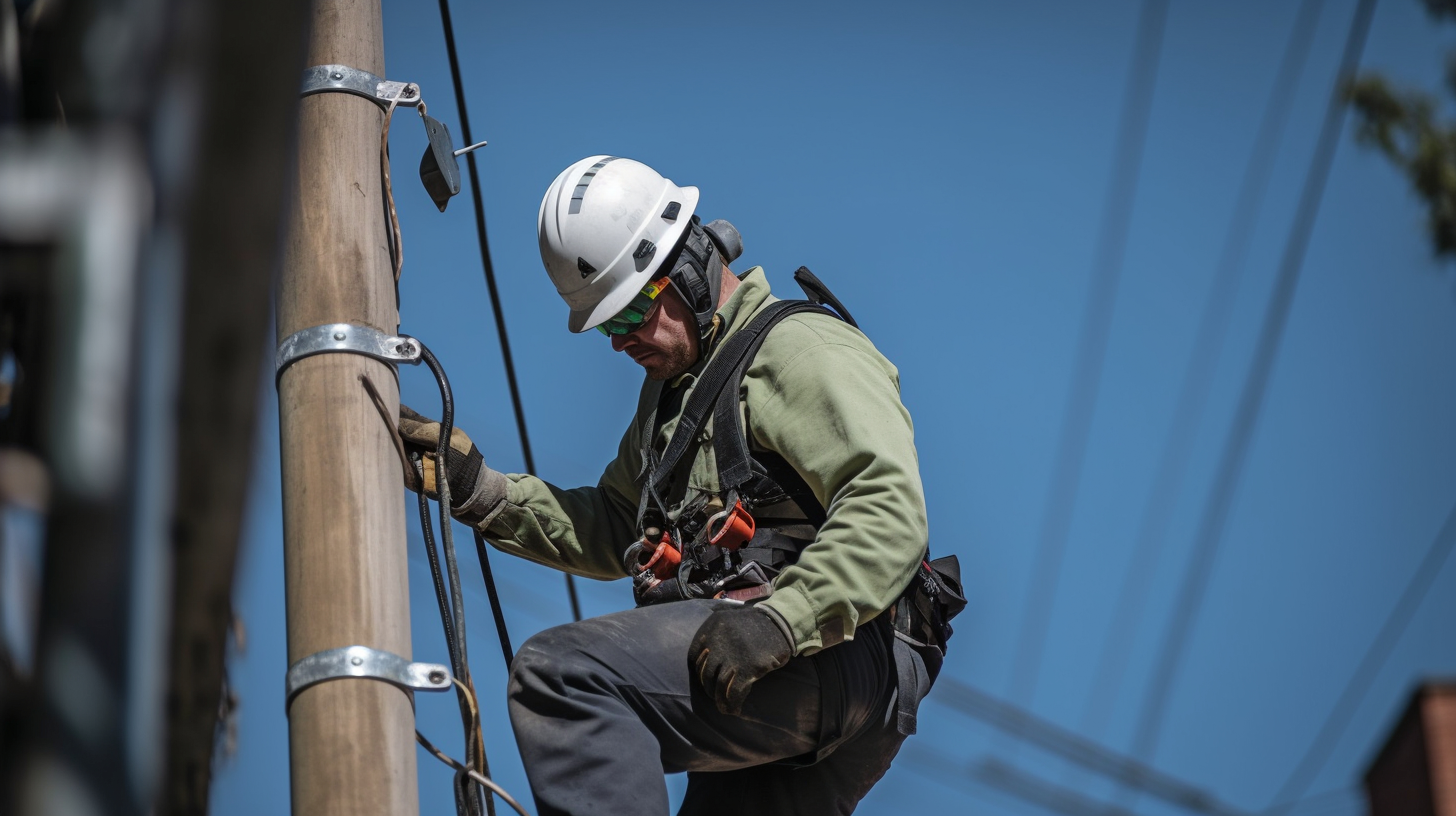 Монтаж освещения